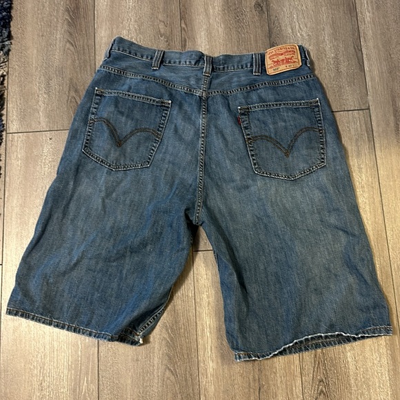 Levi’s 569 red tab shorts size 40 - Picture 4 of 8
